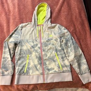 XL Camo The North Face Jacket